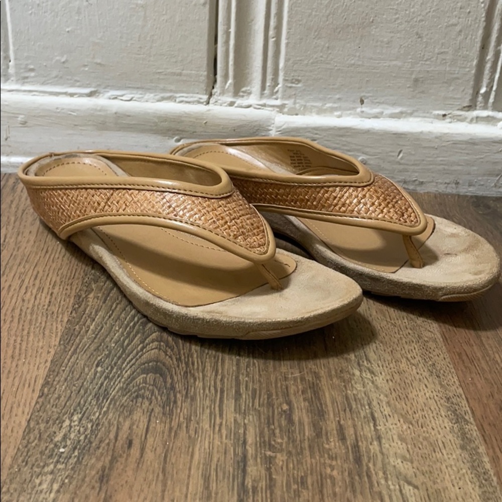 Kenneth Cole reaction sandals